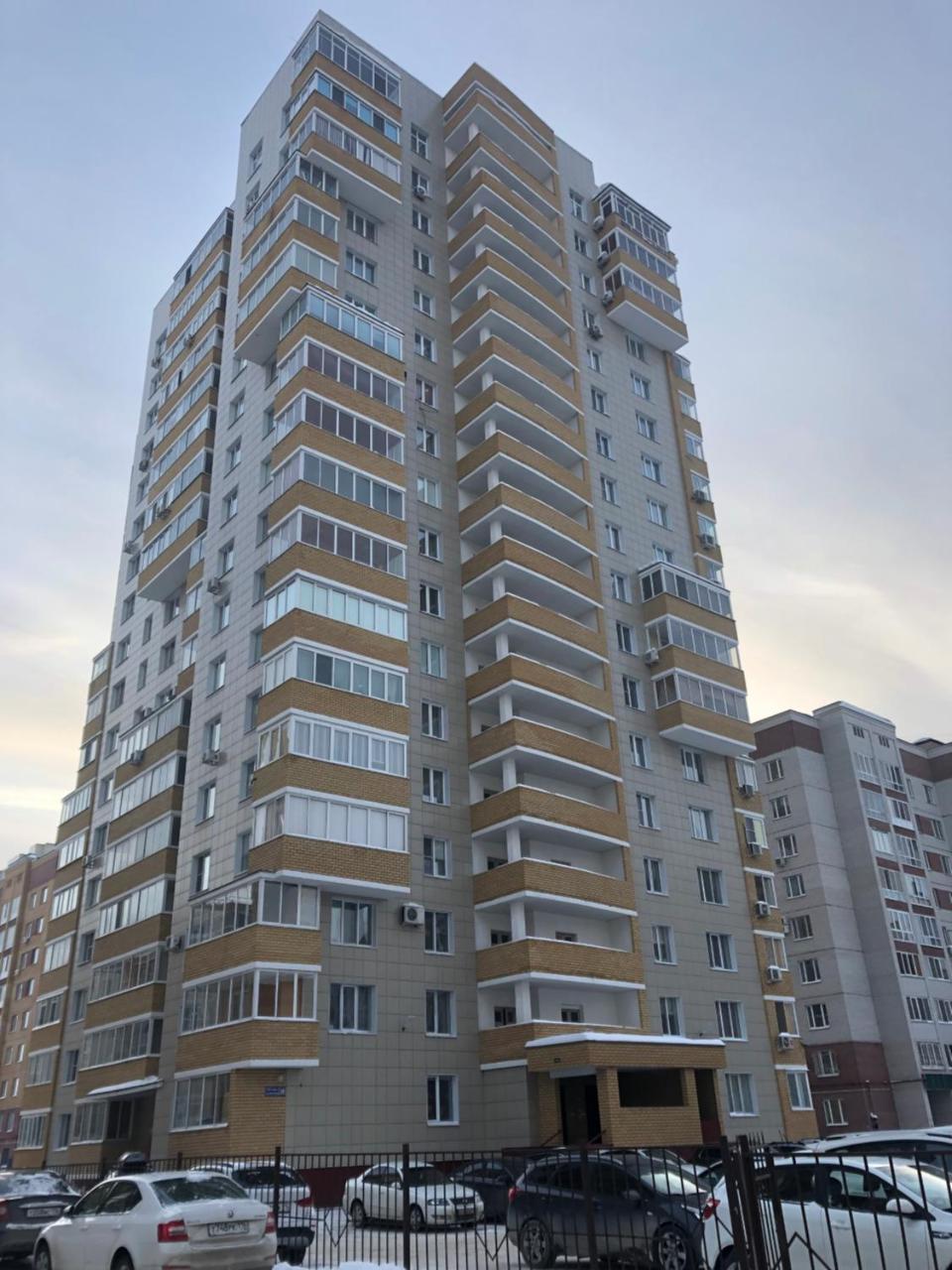 Apartamenty Na Sibgata Hakima U Riviery Kazan Exterior foto